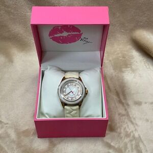 Betsey Johnson Watch Heart Cream Band Needs Battery